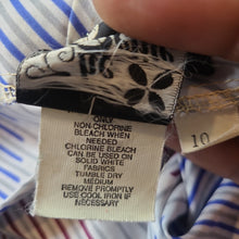 Load image into Gallery viewer, 70s Vintage Stripe Secretary Blouse With Bow The Petite Concept Size S