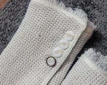 Load image into Gallery viewer, Veronica Beard Silver and Bone Tweed Blazer Size 0