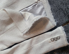 Load image into Gallery viewer, Veronica Beard Silver and Bone Tweed Blazer Size 0