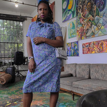 Load image into Gallery viewer, 1950's Vintage Cotton Voile Purple Paisley Print House Dress Size L