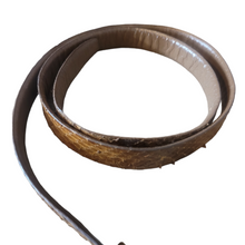 Load image into Gallery viewer, 70s Vintage Snakeskin Belt Size L
