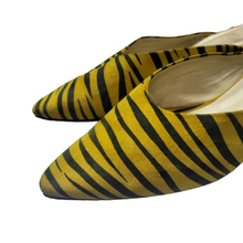 Load image into Gallery viewer, 90s Vintage Zebra Stripe Kitten Heel Mules Size 9