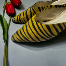 Load image into Gallery viewer, 90s Vintage Zebra Stripe Kitten Heel Mules Size 9