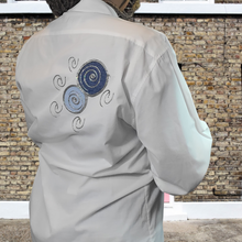 Load image into Gallery viewer, 90s Vintage Get Lucky White Button Up Shirt Size L