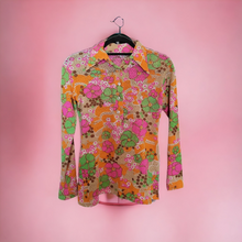 Load image into Gallery viewer, 1960s Fashion Vintage Trippy Floral Psychedellic Print Knit Top Lucille Golden Vintage