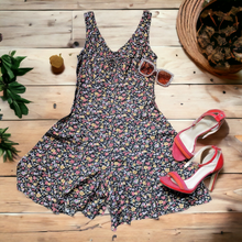 Load image into Gallery viewer, 1970s A.Byer Floral Romper Size Small
