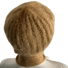 Load image into Gallery viewer, 60’s Mohair Beret Scarf