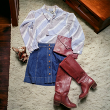 Load image into Gallery viewer, Madewell Metropolis Denim Skirt Size 12