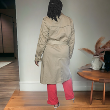 Load image into Gallery viewer, Vintage Trenchcoat Gender Neutral Tan Size L