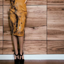 Load image into Gallery viewer, Marc Jacobs Black Suede Y-Strap Pumps size 36.5