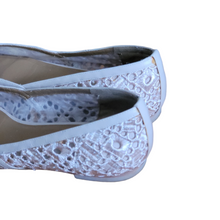 Load image into Gallery viewer, Stuart Weitzman Lace Ballerina Bridal Flats Size 9