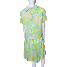 Load image into Gallery viewer, 1960's Vintage Pleated Skirt Set Size M