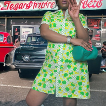 Load image into Gallery viewer, 1960s Vintage Cotton Apple Print Dress Size L