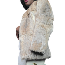 Load image into Gallery viewer, 1970s Vintage Rabbit Fur Jacket Size M