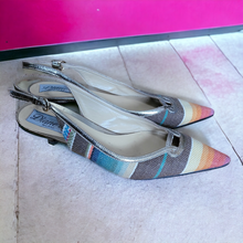 Load image into Gallery viewer, 1990s Vintage Diane B Pointy Toe Kitten Heel Stripe Linen Slingback Heels Shop Womens Preowned Designer Shoes Lucille Golden Vintage