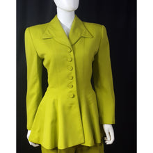 Load image into Gallery viewer, Online Vintage Shop, Vintage Clothing Boutique, Vintage, Women's Clothing, Seconhand, Distressed Vintage Designs, Sustainable Fashion