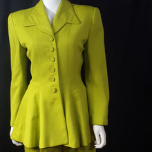 Load image into Gallery viewer, Online Vintage Shop, Vintage Clothing Boutique, Vintage, Women's Clothing, Seconhand, Distressed Vintage Designs, Sustainable Fashion