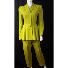 Load image into Gallery viewer, Online Vintage Shop, Vintage Clothing Boutique, Vintage, Women's Clothing, Seconhand, Distressed Vintage Designs, Sustainable Fashion