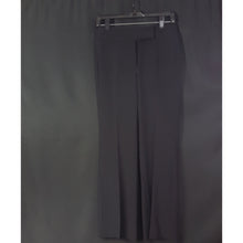 Load image into Gallery viewer, Online Vintage Shop, Vintage Clothing Boutique, Vintage, Women's Clothing, Seconhand, Distressed Vintage Designs, Sustainable Fashion