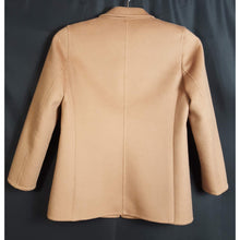 Load image into Gallery viewer, Online Vintage Shop, Vintage Clothing Boutique, Vintage, Women's Clothing, Seconhand, Distressed Vintage Designs, Sustainable Fashion