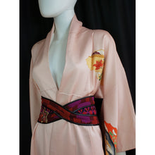 Load image into Gallery viewer, Online Vintage Shop, Vintage Clothing Boutique, Vintage, Women's Clothing, Seconhand, Distressed Vintage Designs, Sustainable Fashion