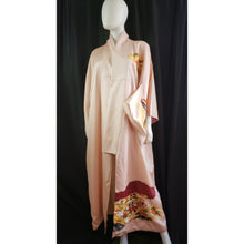 Load image into Gallery viewer, Online Vintage Shop, Vintage Clothing Boutique, Vintage, Women's Clothing, Seconhand, Distressed Vintage Designs, Sustainable Fashion