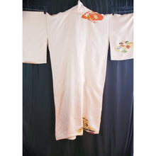 Load image into Gallery viewer, Online Vintage Shop, Vintage Clothing Boutique, Vintage, Women's Clothing, Seconhand, Distressed Vintage Designs, Sustainable Fashion