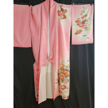 Load image into Gallery viewer, Online Vintage Shop, Vintage Clothing Boutique, Vintage, Women's Clothing, Seconhand, Distressed Vintage Designs, Sustainable Fashion