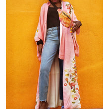 Load image into Gallery viewer, Online Vintage Shop, Vintage Clothing Boutique, Vintage, Women's Clothing, Seconhand, Distressed Vintage Designs, Sustainable Fashion