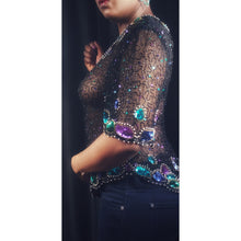 Load image into Gallery viewer, Online Vintage Shop, Vintage Clothing Boutique, Vintage, Women's Clothing, Seconhand, Distressed Vintage Designs, Sustainable Fashion