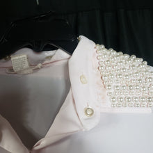 Load image into Gallery viewer, Online Vintage Shop, Vintage Clothing Boutique, Vintage, Women's Clothing, Seconhand, Distressed Vintage Designs, Sustainable Fashion