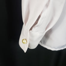 Load image into Gallery viewer, Online Vintage Shop, Vintage Clothing Boutique, Vintage, Women's Clothing, Seconhand, Distressed Vintage Designs, Sustainable Fashion