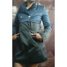 Load image into Gallery viewer, Online Vintage Shop, Vintage Clothing Boutique, Vintage, Women's Clothing, Seconhand, Distressed Vintage Designs, Sustainable Fashion