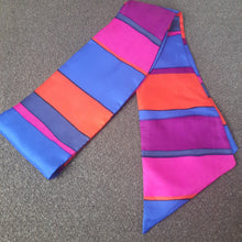 Load image into Gallery viewer, Silk Neck Bow