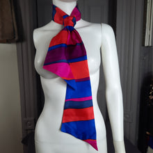 Load image into Gallery viewer, Silk Neck Bow