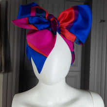 Load image into Gallery viewer, Silk Neck Bow