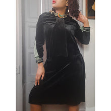 Load image into Gallery viewer, Vintage Velvet Dress Size Medium