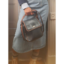 Load image into Gallery viewer, Perry Ellis America Leather Bag
