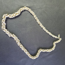 Load image into Gallery viewer, Online Vintage Shop, Vintage Clothing Boutique, Vintage, Women's Clothing, Seconhand, Distressed Vintage Designs, Sustainable Fashion