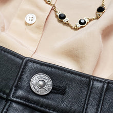 Load image into Gallery viewer, Online Vintage Shop, Vintage Clothing Boutique, Vintage, Women's Clothing, Seconhand, Distressed Vintage Designs, Sustainable Fashion