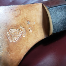 Load image into Gallery viewer, Online Vintage Shop, Vintage Clothing Boutique, Vintage, Women's Clothing, Seconhand, Distressed Vintage Designs, Sustainable Fashion