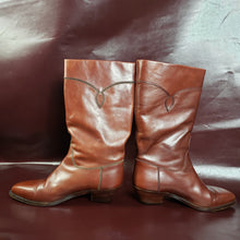 Load image into Gallery viewer, Online Vintage Shop, Vintage Clothing Boutique, Vintage, Women's Clothing, Seconhand, Distressed Vintage Designs, Sustainable Fashion