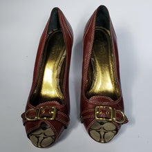 Load image into Gallery viewer, Online Vintage Shop, Vintage Clothing Boutique, Vintage, Women's Clothing, Seconhand, Distressed Vintage Designs, Sustainable Fashion