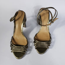 Load image into Gallery viewer, Online Vintage Shop, Vintage Clothing Boutique, Vintage, Women's Clothing, Seconhand, Distressed Vintage Designs, Sustainable Fashion