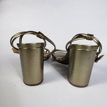 Load image into Gallery viewer, Online Vintage Shop, Vintage Clothing Boutique, Vintage, Women's Clothing, Seconhand, Distressed Vintage Designs, Sustainable Fashion