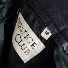 Load image into Gallery viewer, Online Vintage Shop, Vintage Clothing Boutique, Vintage, Women's Clothing, Seconhand, Distressed Vintage Designs, Sustainable Fashion