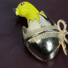 Load image into Gallery viewer, Online Vintage Shop, Vintage Clothing Boutique, Vintage, Women's Clothing, Seconhand, Distressed Vintage Designs, Sustainable Fashion