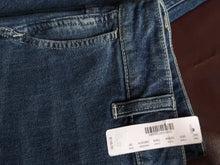 Load image into Gallery viewer, Online Vintage Shop, Vintage Clothing Boutique, Vintage, Women's Clothing, Seconhand, Distressed Vintage Designs, Sustainable Fashion