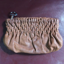 Load image into Gallery viewer, Online Vintage Shop, Vintage Clothing Boutique, Vintage, Women's Clothing, Seconhand, Distressed Vintage Designs, Sustainable Fashion