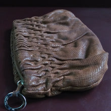 Load image into Gallery viewer, Online Vintage Shop, Vintage Clothing Boutique, Vintage, Women's Clothing, Seconhand, Distressed Vintage Designs, Sustainable Fashion